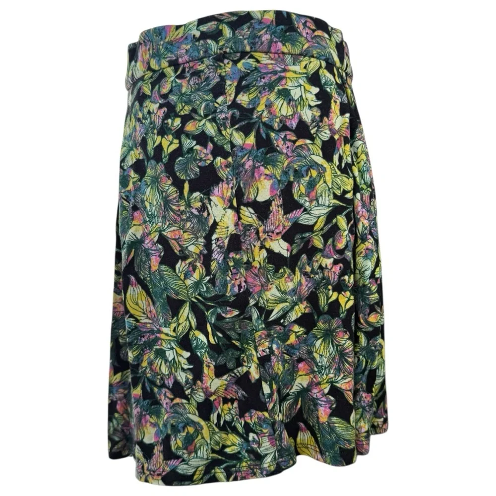 ÁMBAR Floral Pleated Mini Skirt Black Multicolor A-Line Lightweight Tropical